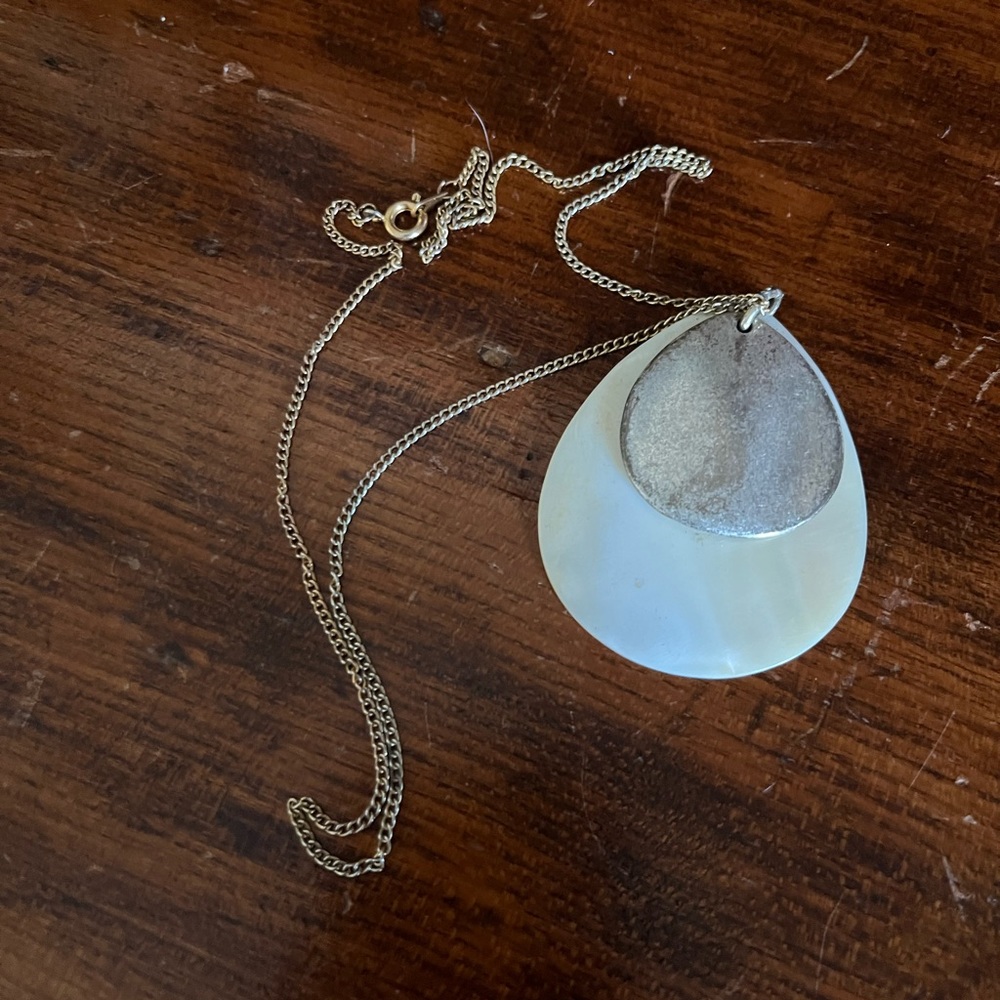 Necklace with double tear drop pendant